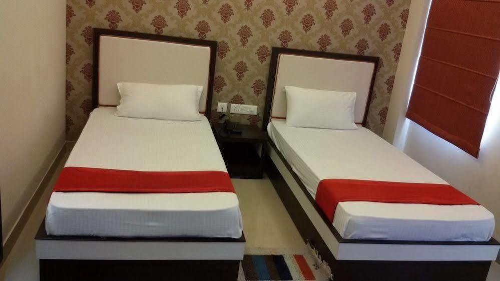 Hotel Janki International By Keymagics Varanasi Exterior photo
